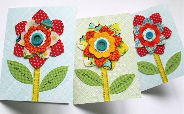 http://mmmcrafts.blogspot.com/2009/05/make-flower-card-for-mom.html